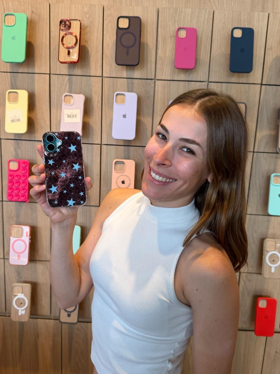 FUNDA IP 16 PRO MAX PUNTOS Y ESTRELLAS